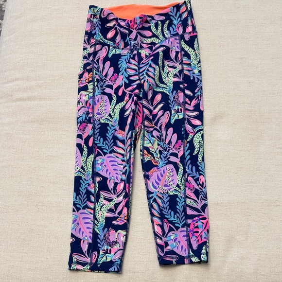 Lilly Pulitzer Leggings - Navy and Pink Leaf Print - Picture 1 of 2
